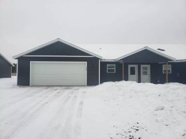 Main picture of 754 Ver Bunker Ave