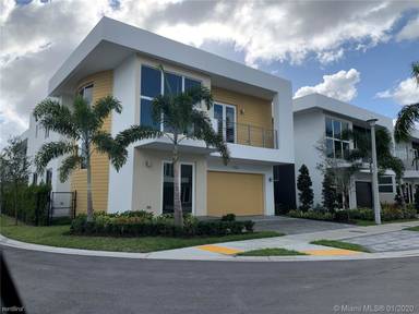 Main picture of 7430 NW 97th Pl