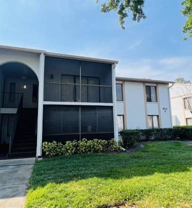 Main picture of 954 Courtyard Ln