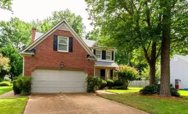 Main picture of 202 Willards Way