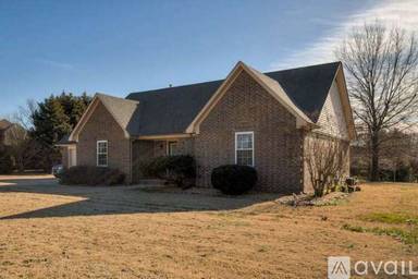 Main picture of 287 McCormick Rd