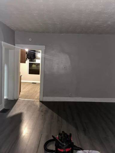 Main picture of 5410 Winchester Ave