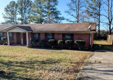 Main picture of 413 Shawnee Dr