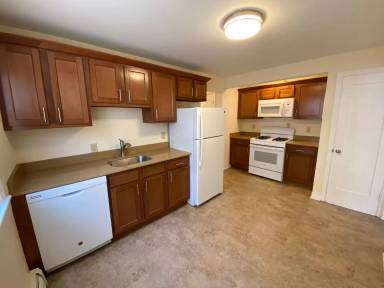 Main picture of 101 Sheldon Ter