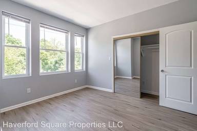 Main picture of 4024 Parkside Ave