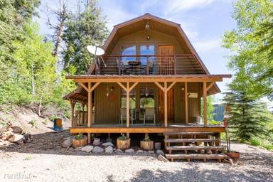 Main picture of 2226 Deer Loop