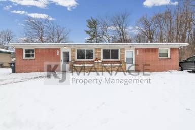 Main picture of 819 N Harvey St