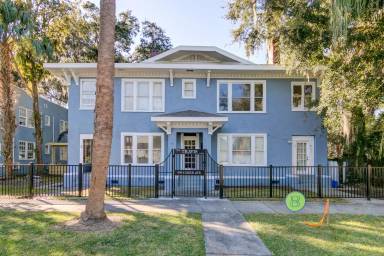 Main picture of 606 S Park Ave