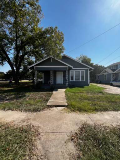 Main picture of 1609 W 2nd Ave