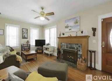 Main picture of 1010 Iroquois St