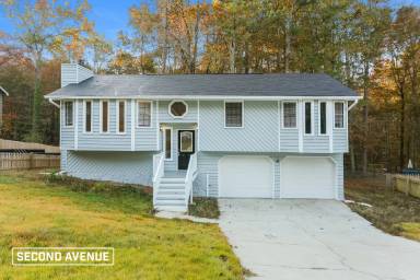 Main picture of 2795 Varlet Ct
