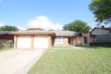 Main picture of 3312 Bermuda Dr