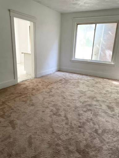 Main picture of 3049-51 Montclair St