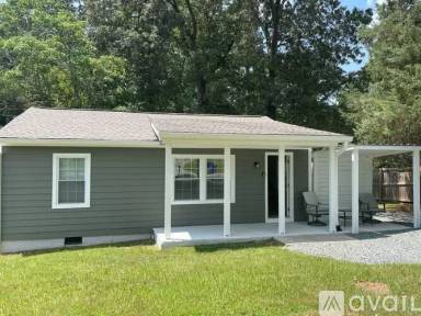 Main picture of 609 Lakeshore Dr