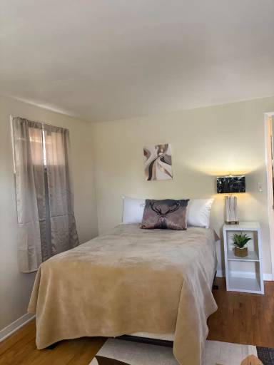 Main picture of 109 Robert Dr