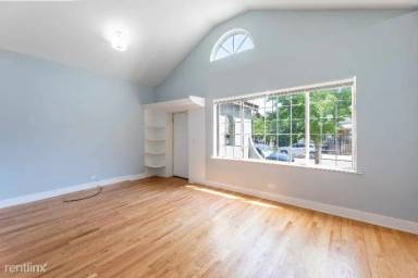 Main picture of 2332 W 18th Pl