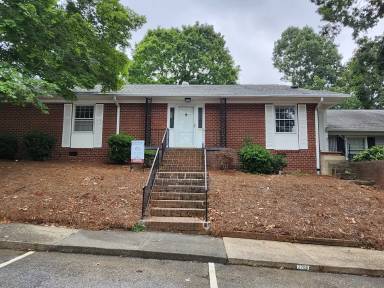 Main picture of 2708 Waldorf Cir
