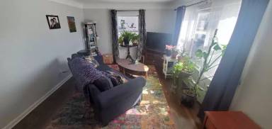Main picture of 349 E Elza Ave