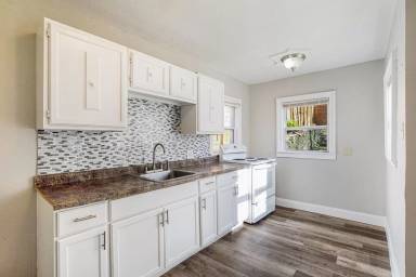 Main picture of 5405 Paseo Blvd