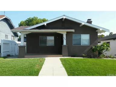 Main picture of 828 W Santa Cruz St