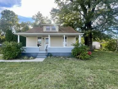 Main picture of 126 Evergreen Rd