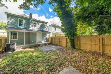 Main picture of 1040 36th St