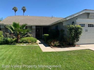 Main picture of 33840 Woody Ln