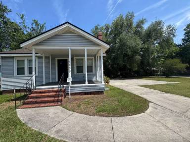 Main picture of 3609 Dellwood Ave