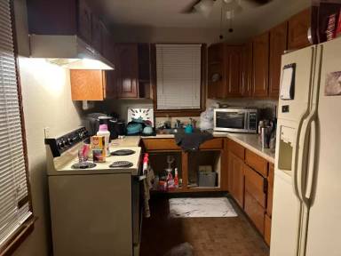 Main picture of 308 Lucky St