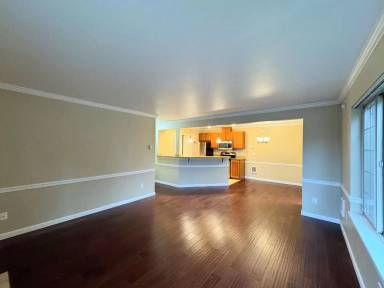 Main picture of 1111 S Villard St