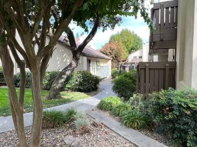 Main picture of Timberlake Condominiums