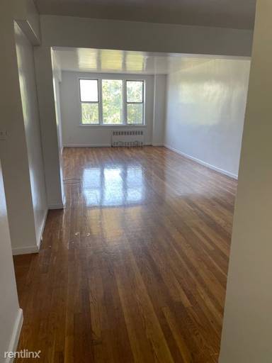 Main picture of 3320 Reservoir Oval E