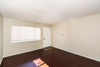 Main picture of 10344 Baron Dr