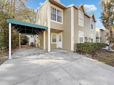 Main picture of 9036 Lake Place Ln