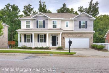 Main picture of 1605 Jamestown Ave