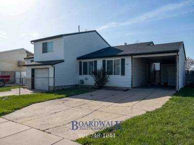 Main picture of 1359 W Twin Oaks Dr