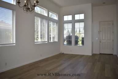 Main picture of 2108 Macaw Ln