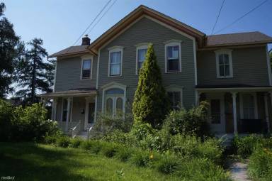 Main picture of 545 E Chicago St