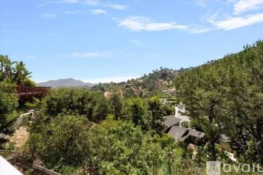 Main picture of 10824 Alta View Dr
