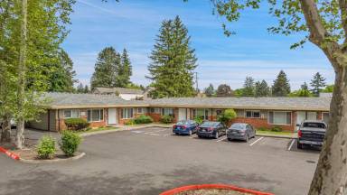 Main picture of 11115 SE Holgate Blvd