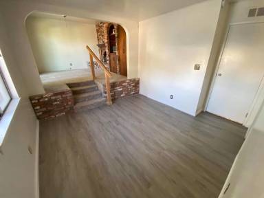 Main picture of 1409 W Guava Ave