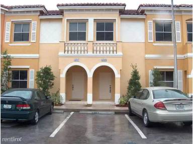 Main picture of 14015 SW 49th St