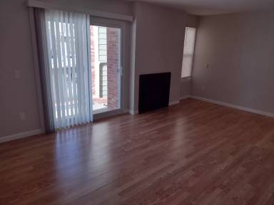 Main picture of 1302 S Cathay Ct