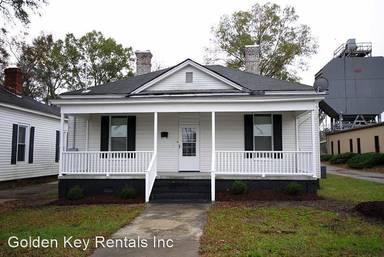 Main picture of 504 W Chestnut St