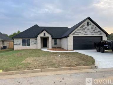 Main picture of 107 Decoy Ln