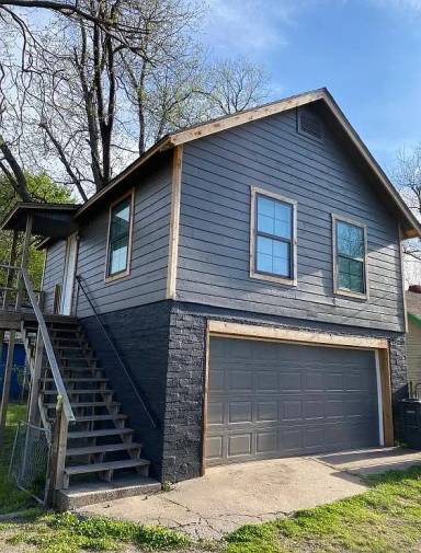 Main picture of 2719 W Easton Pl