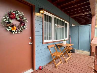 Main picture of 2742 Roger St