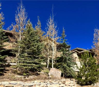 Main picture of 675 Deer Valley Dr