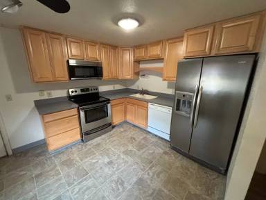 Main picture of 177 S Easy St
