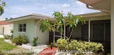 Main picture of 5235 Tamiami Ct